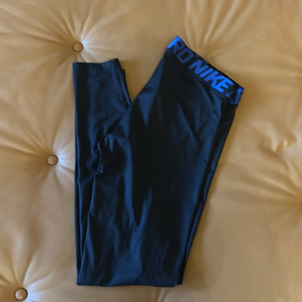Nike pro compression Dri Fit 3/4 tight or legging